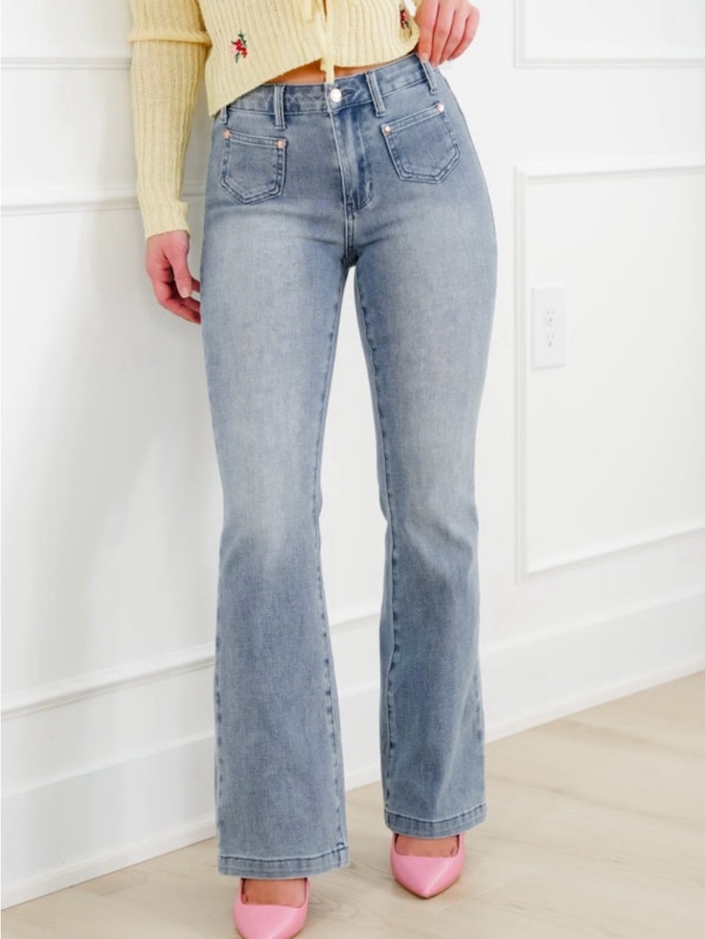 Judy Blue Light Blue High-Rise Straight Jeans